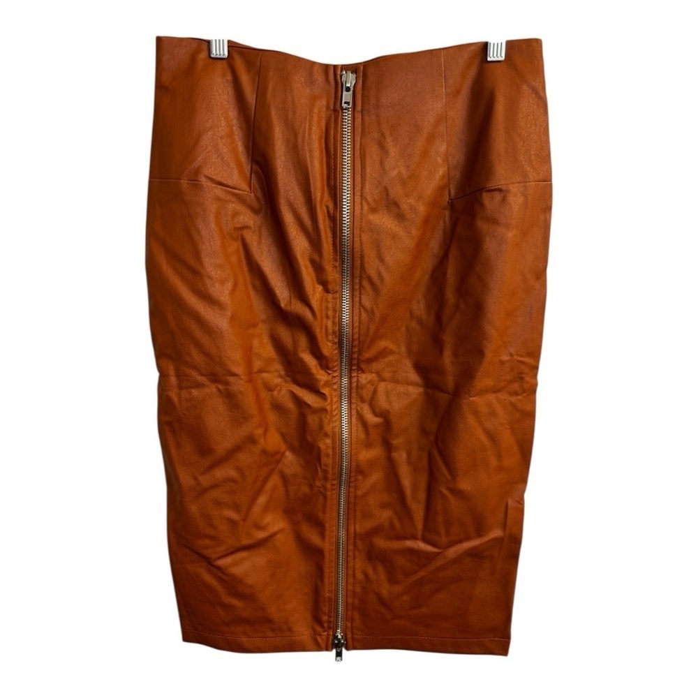 Chic Tan Pencil Skirt - Picture 4 of 4